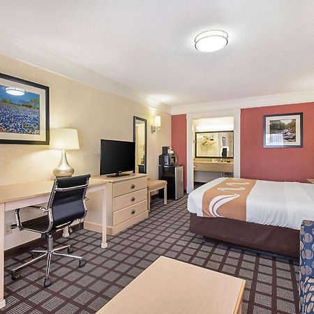 Quality Inn Near Lake มาเบิล ฟอลส์ ภายนอก รูปภาพ