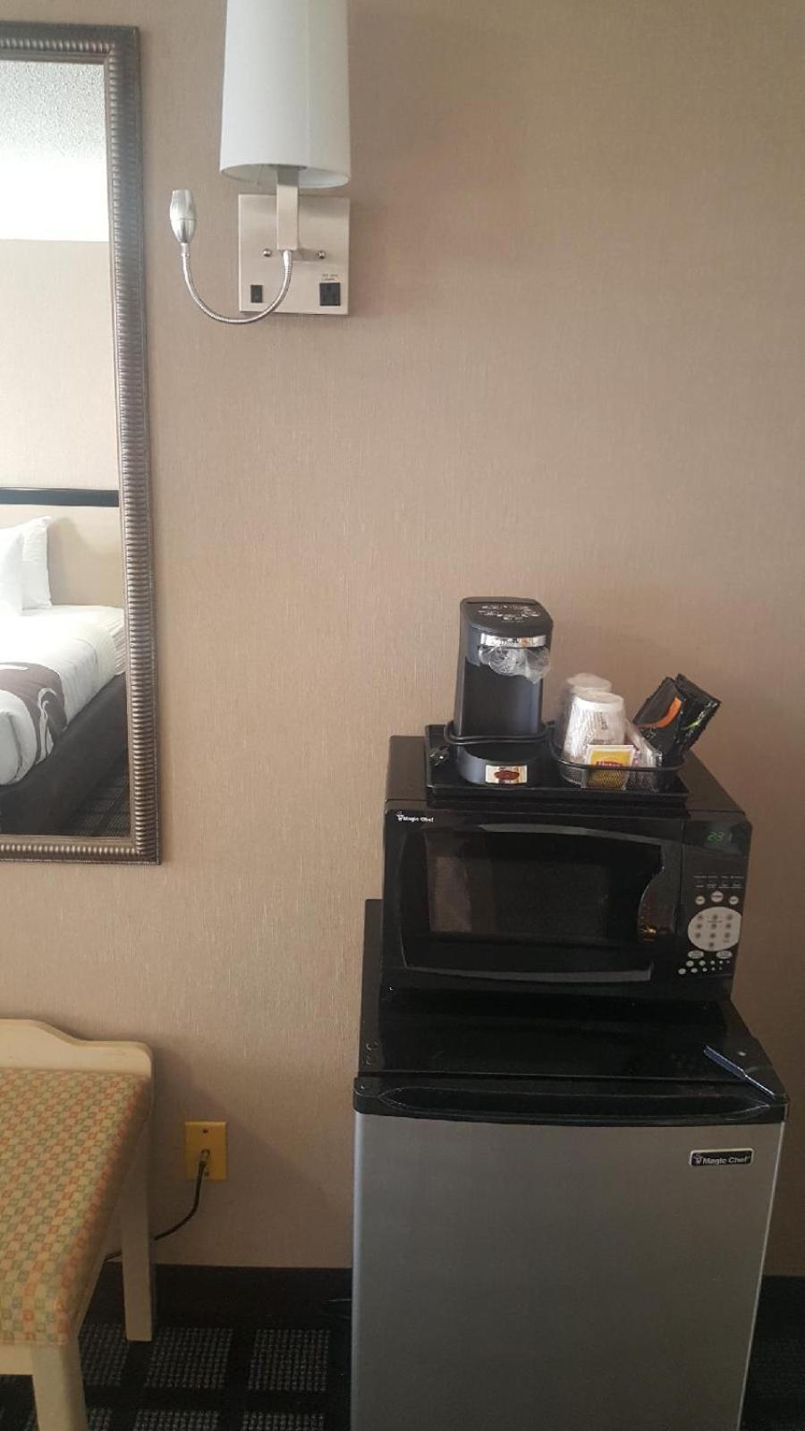 Quality Inn Near Lake มาเบิล ฟอลส์ ภายนอก รูปภาพ