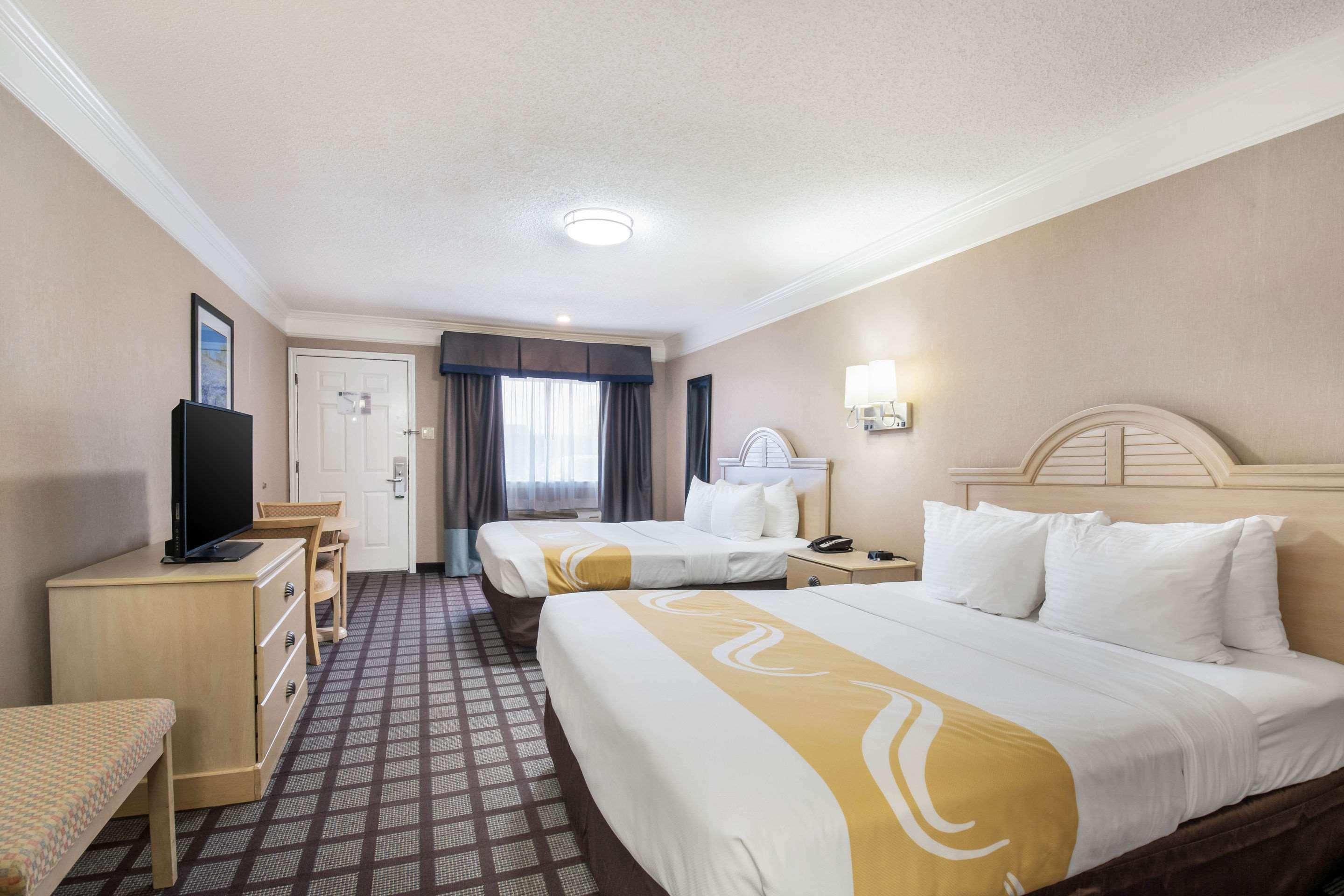 Quality Inn Near Lake มาเบิล ฟอลส์ ภายนอก รูปภาพ