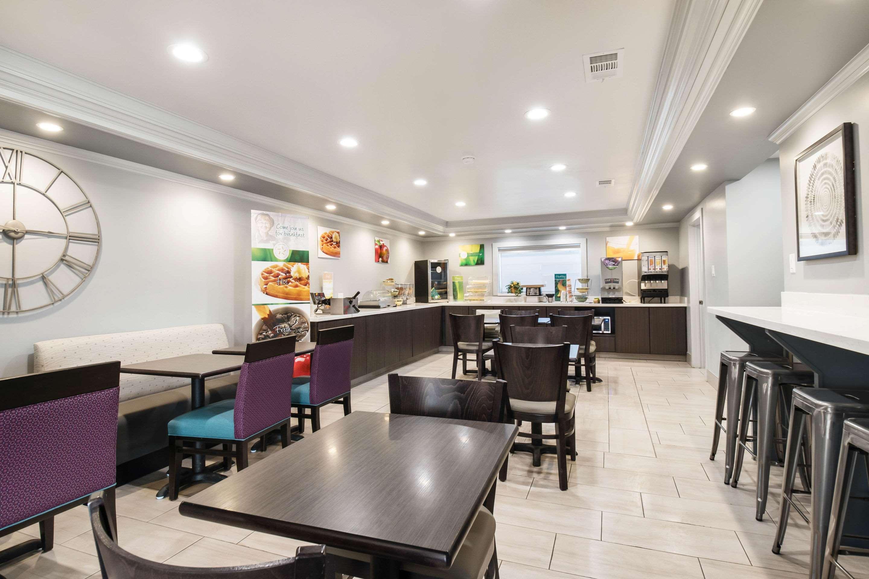 Quality Inn Near Lake มาเบิล ฟอลส์ ภายนอก รูปภาพ