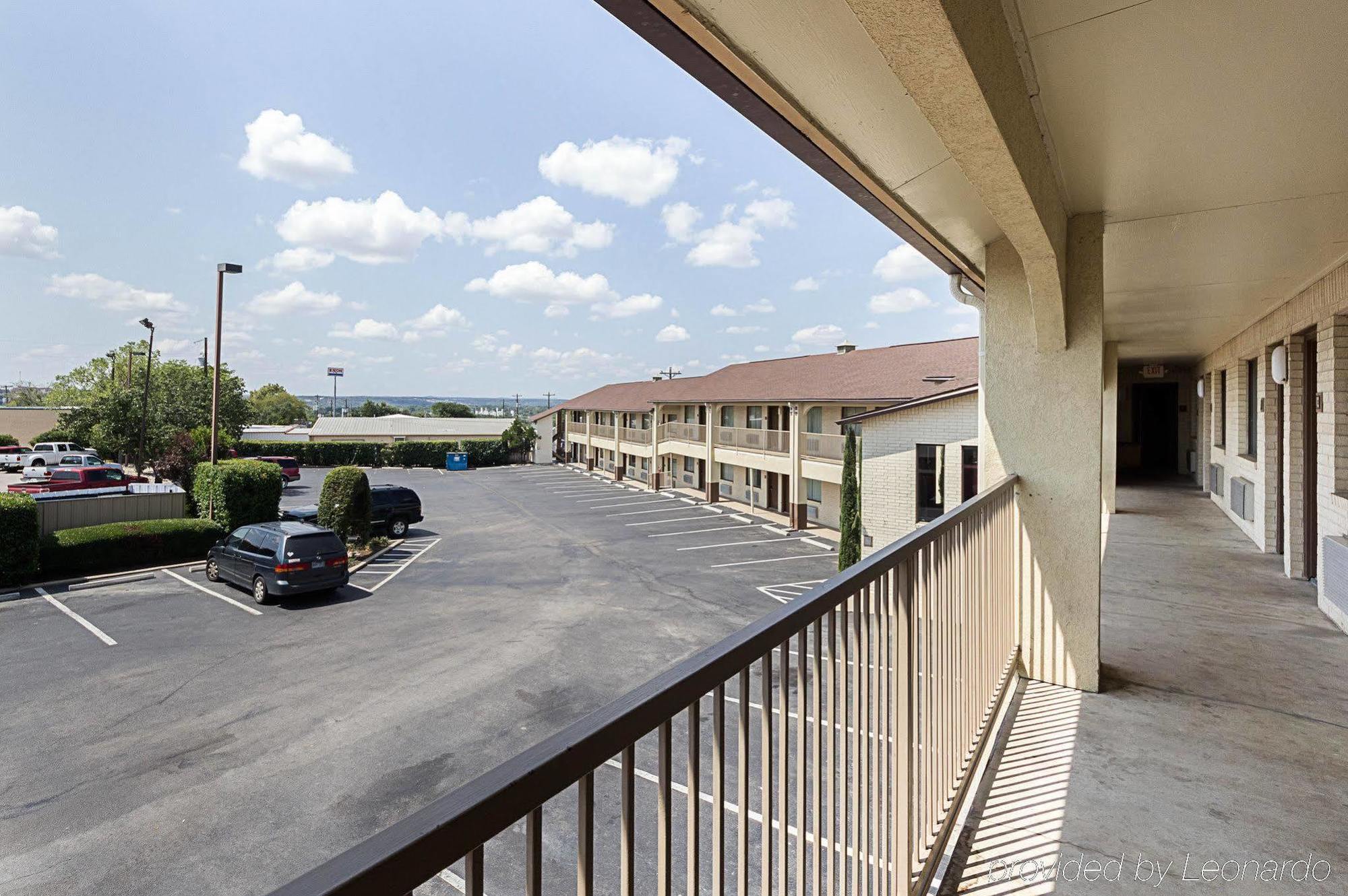 Quality Inn Near Lake มาเบิล ฟอลส์ ภายนอก รูปภาพ