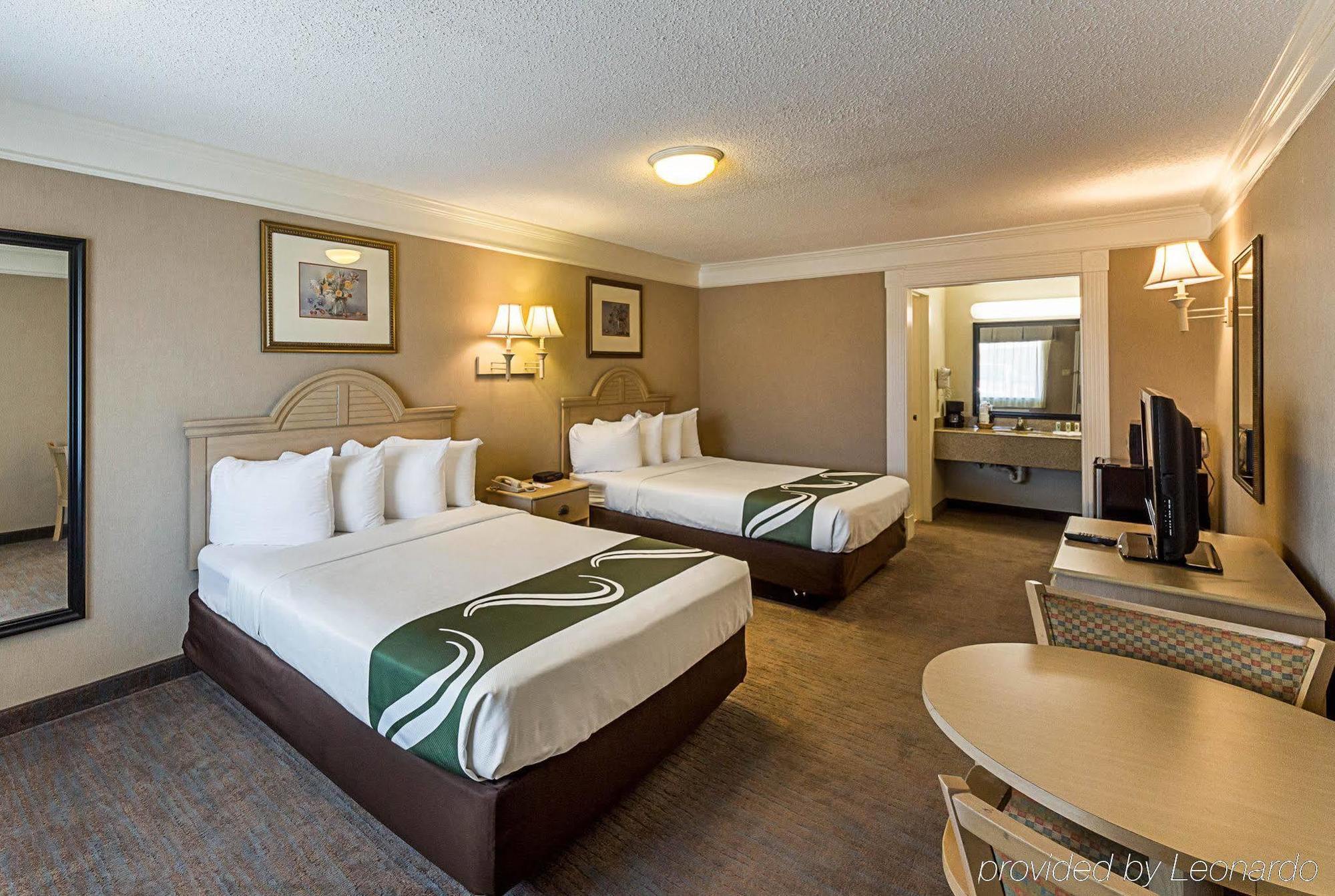 Quality Inn Near Lake มาเบิล ฟอลส์ ภายนอก รูปภาพ